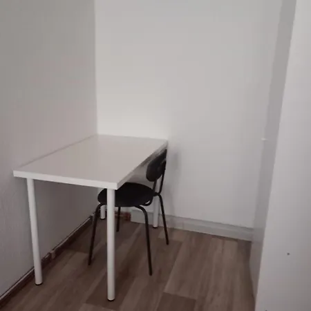 Apartment Monteurwohnung Bei Nina Egr Zeitz