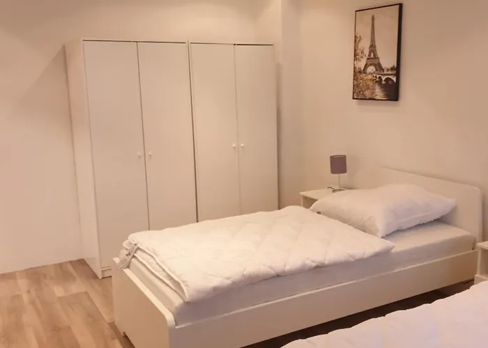 Monteurwohnung Bei Nina Egr Lägenhet Zeitz